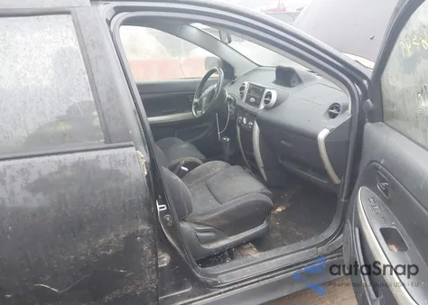 2004 Scion Xa z USA, uszkodzony, nr VIN JTKKT624940068783